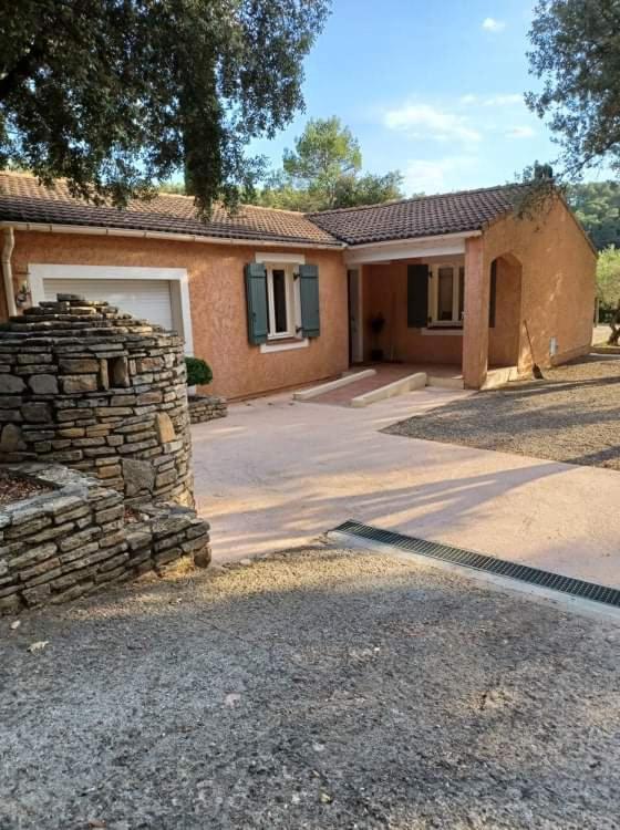 Comorebi Provence Entrecasteaux Exterior photo