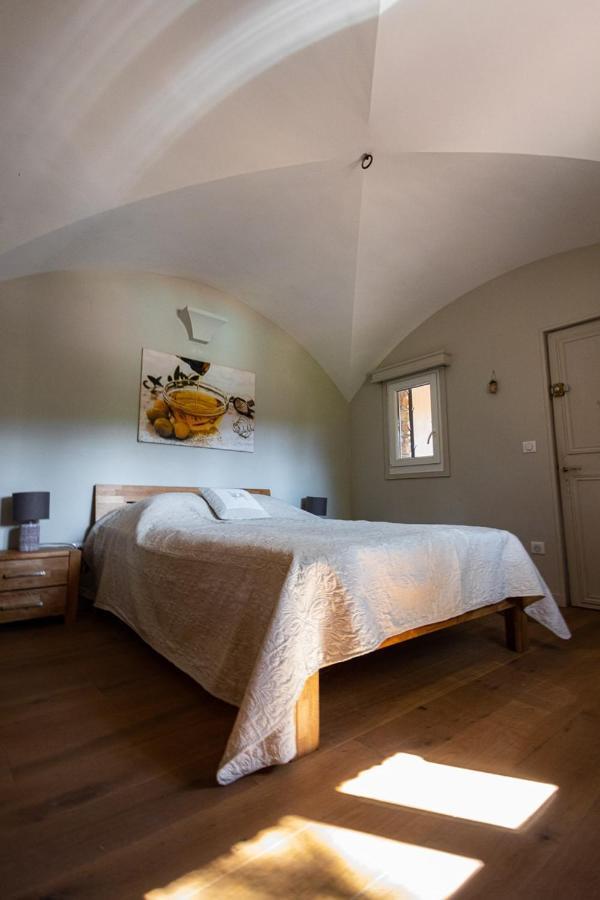 Comorebi Provence Entrecasteaux Exterior photo